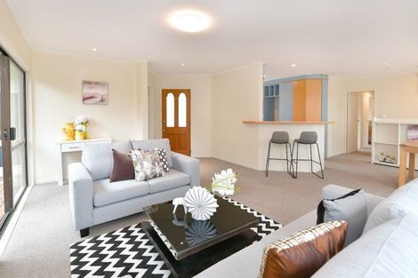 Photo of property in 73 Arran Road, Browns Bay, Auckland, 0630