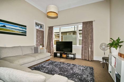 Photo of property in 83 Queen Street, Westport, 7825