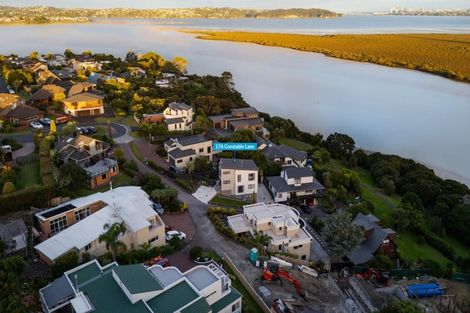 Photo of property in 17a Constable Lane, West Harbour, Auckland, 0618