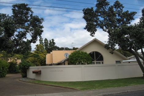 Photo of property in 4b Laurence Street, Manly, Whangaparaoa, 0930