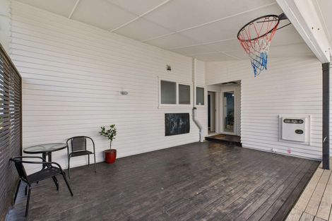 Photo of property in 24a George Street, Waiuku, 2123