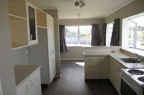 Photo of property in 15 Mercury Street, Milson, Palmerston North, 4414