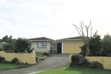 Photo of property in 36 Amorino Drive, Red Beach, 0932