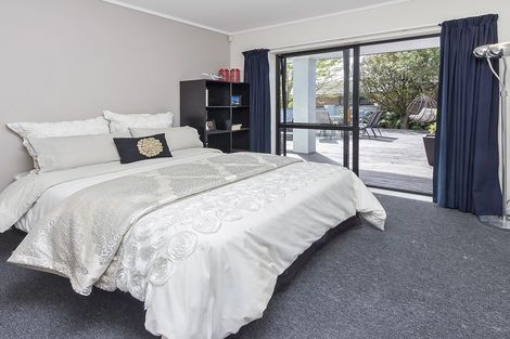 Photo of property in 62 Golfland Drive, Golflands, Auckland, 2013