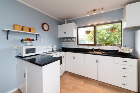 Photo of property in 59 Raglan Avenue, Cloverlea, Palmerston North, 4412