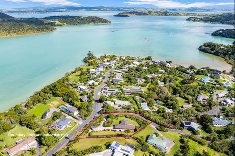 Photo of property in 4 Sunset Parade, Parua Bay, Whangarei, 0174
