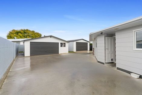 Photo of property in 4 Nikau Street, Levin, 5510