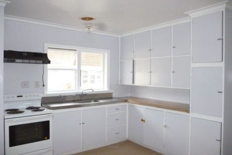 Photo of property in 2/62 Gibbons Street, Ebdentown, Upper Hutt, 5018