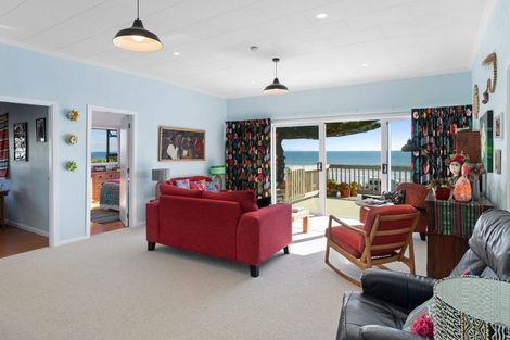 Photo of property in 136 The Parade, Paekakariki, 5034