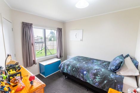 Photo of property in 15 Poaka Avenue, Dinsdale, Hamilton, 3204