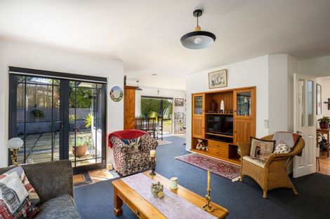 Photo of property in 3 Park View, Ferndale, New Plymouth, 4310