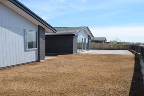 Photo of property in 87 Dunkeld Drive, Papamoa, 3118