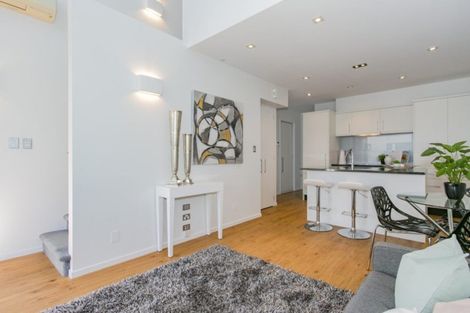 Photo of property in 2/64 Holly Road, St Albans, Christchurch, 8014