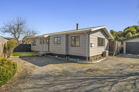 Photo of property in 15 Spackman Crescent, Paraparaumu, 5032