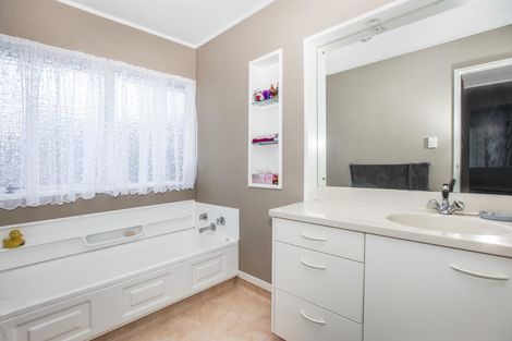 Photo of property in 8 Deanna Avenue, Morrinsville, 3300