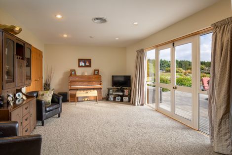 Photo of property in 9 Saleyard Road, Castlerock, Lumsden, 9792