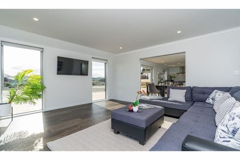 Photo of property in 26 Northcoast Place, Mangawhai Heads, Mangawhai, 0505