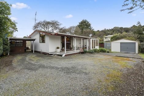 Photo of property in 9a Heretaunga Square, Silverstream, Upper Hutt, 5019