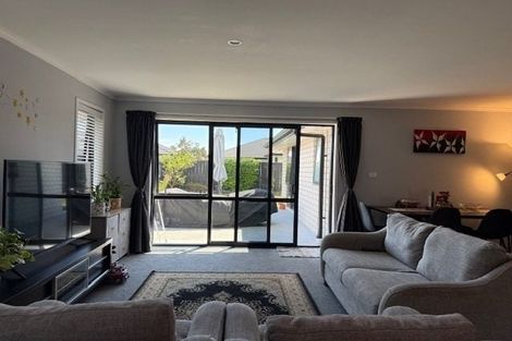 Photo of property in 35 Te Wharo Drive, Papamoa, 3118