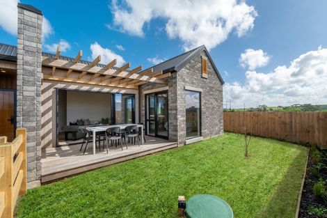 Photo of property in 14 Shropshire Street, Karaka, 2580