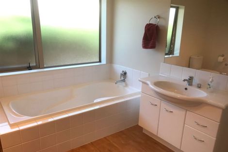 Photo of property in 432c Harewood Road, Harewood, Christchurch, 8051