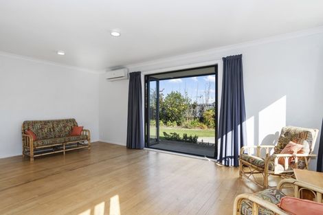 Photo of property in 606 Maunganui Road, Mount Maunganui, 3116