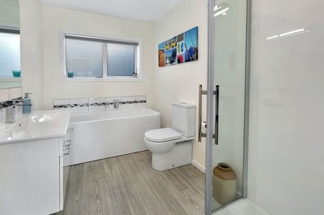 Photo of property in 146 Endeavour Drive, Whitby, Porirua, 5024