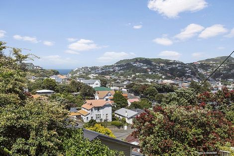Photo of property in 6 Carlisle Street, Island Bay, Wellington, 6023