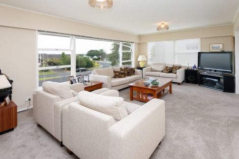 Photo of property in 13 Belmere Rise, Farm Cove, Auckland, 2012