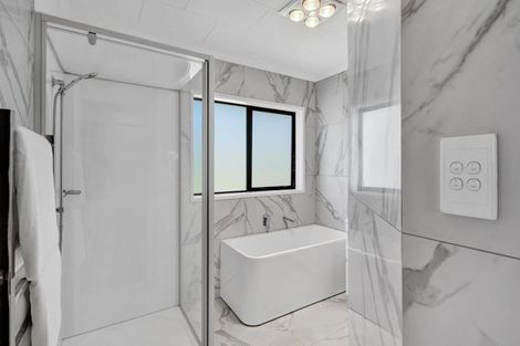 Photo of property in 30 Nikau Street, Inglewood, 4330