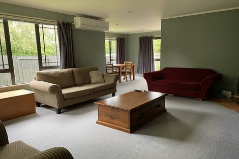 Photo of property in 68 Clifton Terrace, Fitzherbert, Palmerston North, 4410