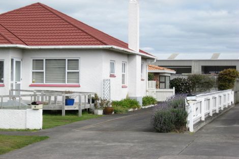 Photo of property in 6a Vogel Street, Fitzroy, New Plymouth, 4312