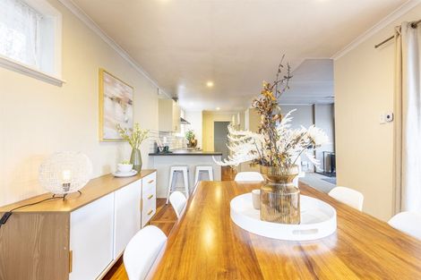 Photo of property in 17 London Terrace, Awapuni, Palmerston North, 4412