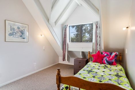 Photo of property in 2 Ono Street, Waikanae Beach, Waikanae, 5036