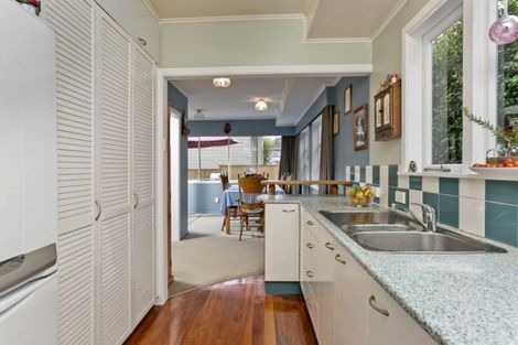 Photo of property in 1/15 Elliott Avenue, Bayview, Auckland, 0629