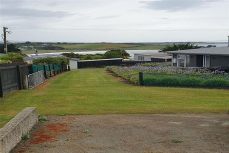 Photo of property in 9 Magdala Street, Kakanui, Oamaru, 9495