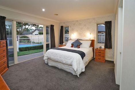 Photo of property in 18 Burgundy Court, Rototuna, Hamilton, 3210