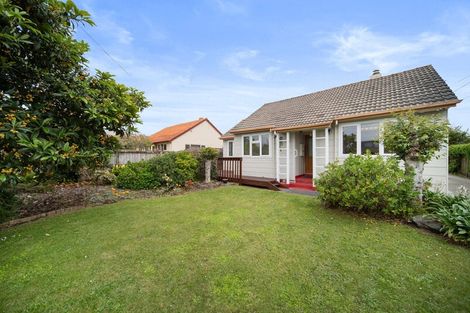 Photo of property in 10 Village Way, Ardmore, Papakura, 2582