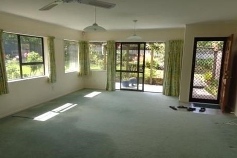 Photo of property in 6 Lantana Road, Green Bay, Auckland, 0604