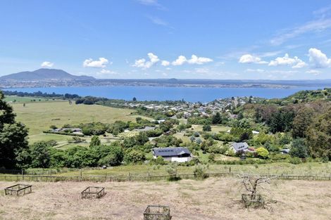 Photo of property in 65 Te Moenga Park, Acacia Bay, Taupo, 3330