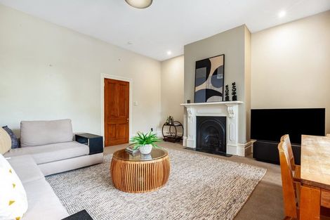 Photo of property in 12 Tinakori Road, Thorndon, Wellington, 6011