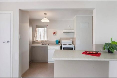 Photo of property in 39 James Laurie Street, Henderson, Auckland, 0612