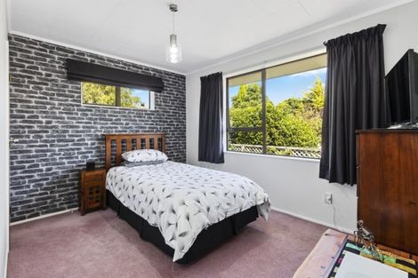Photo of property in 32 Clearwater Terrace, Brown Owl, Upper Hutt, 5018