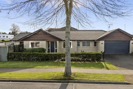 Photo of property in 1 Inverness Drive, Pyes Pa, Tauranga, 3112