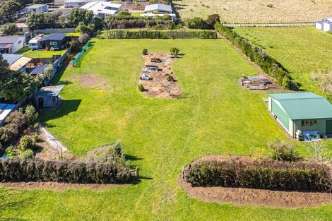 Photo of property in 10 Waitai Street, Castlecliff, Whanganui, 4501