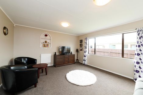 Photo of property in 59 Raglan Avenue, Cloverlea, Palmerston North, 4412