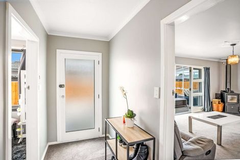 Photo of property in 150 Pacific Road, North New Brighton, Christchurch, 8083