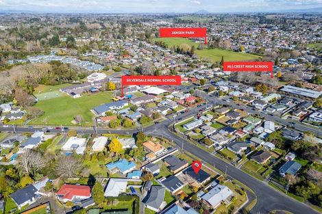 Photo of property in 8 Dalesford Street, Silverdale, Hamilton, 3216