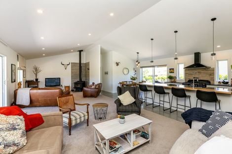 Photo of property in 7 Harkness Rice Way, Koru, New Plymouth, 4374