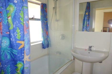 Photo of property in Melksham Towers, 203/131 Brougham Street, Mount Victoria, Wellington, 6011